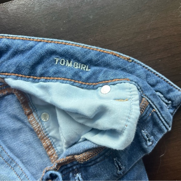 American Eagle Tomgirl Jeans Size 8 Long - Picture 7 of 7